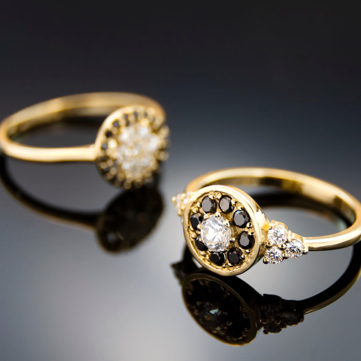 RG1897 Elegant Gold Flower Ring with Black and Clear Diamonds