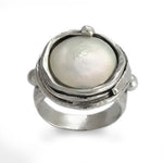 R1470-3 Mother of Pearl silver Orchid ring
