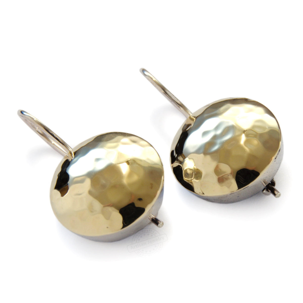 E0352A Round hammered gold earrings