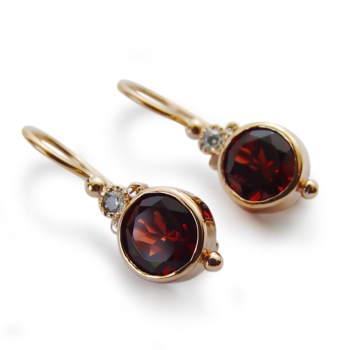 EG2217 Classic Round Gold Drop Earrings with Garnet and Zircon