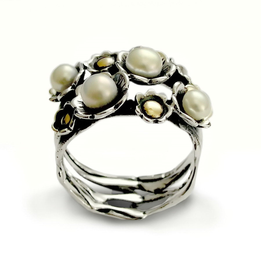 R1687 Flowers and pearls silver ring