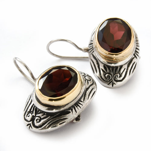 E0309 Oval Garnet filigree earrings