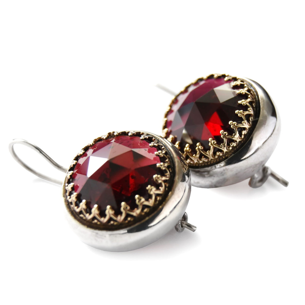 E7724 Victorian Crown Garnet earrings