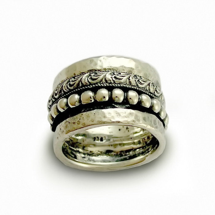 R1740B Organic Oxidized Silver spinner band