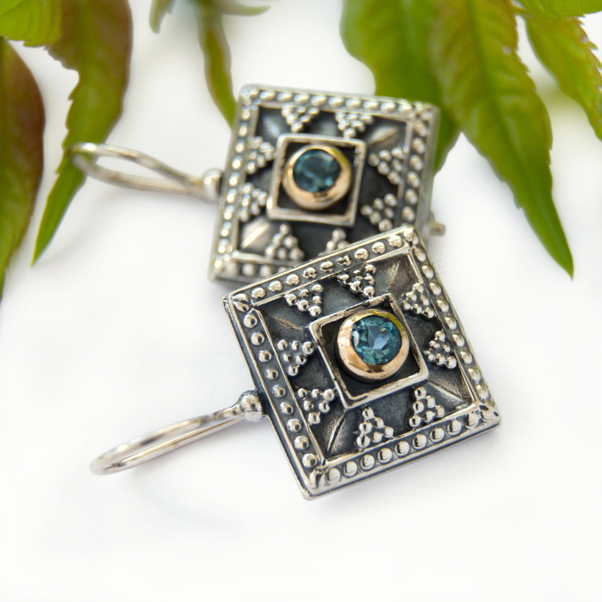 E0293X Ethnic Topaz silver earrings