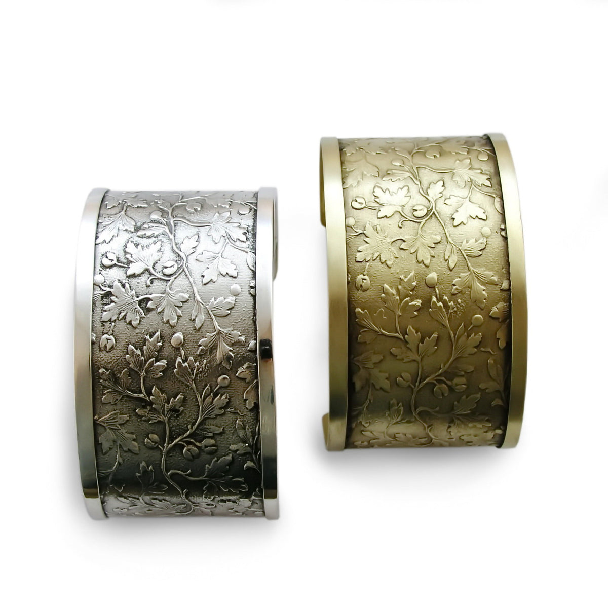 BK6723 Brass Floral Bangle