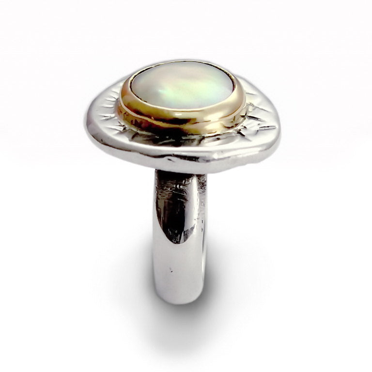 R1084FC Chunky silver and gold pearl ring