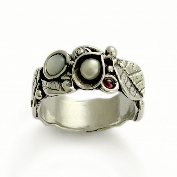 R1700 Flowers silver band with Pearls and Opal
