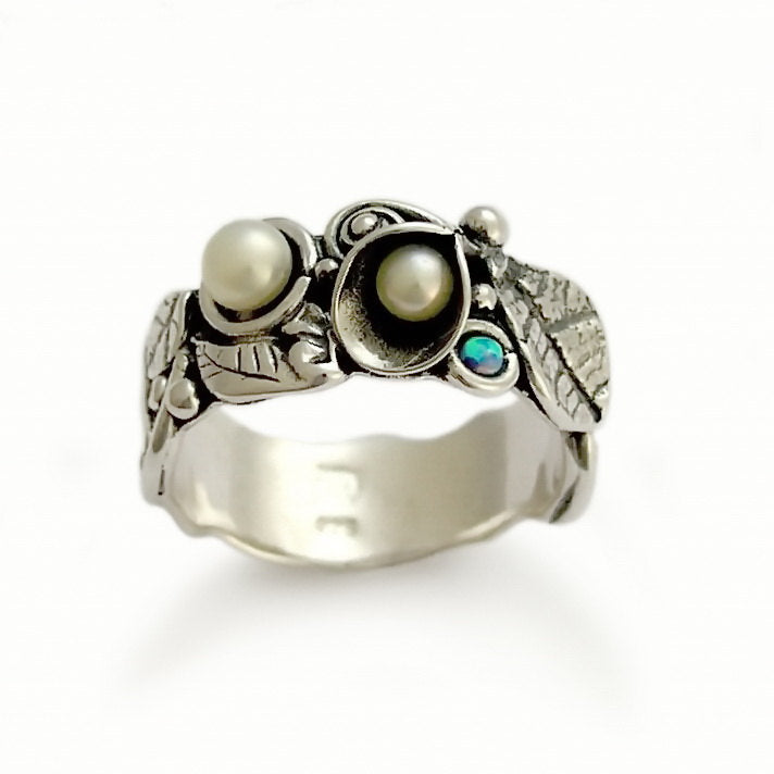 R1700 Flowers silver band with Pearls and Opal