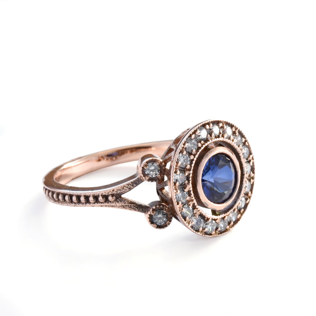 RG1822A-1 Luxurious Sapphire and Zircons ring