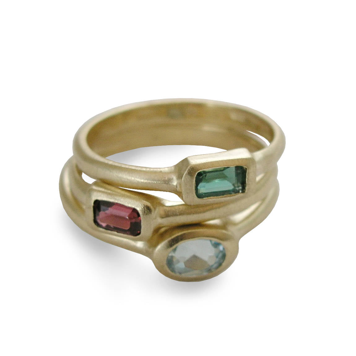 RG1800-1 Modern Gold ring with Square Garnet