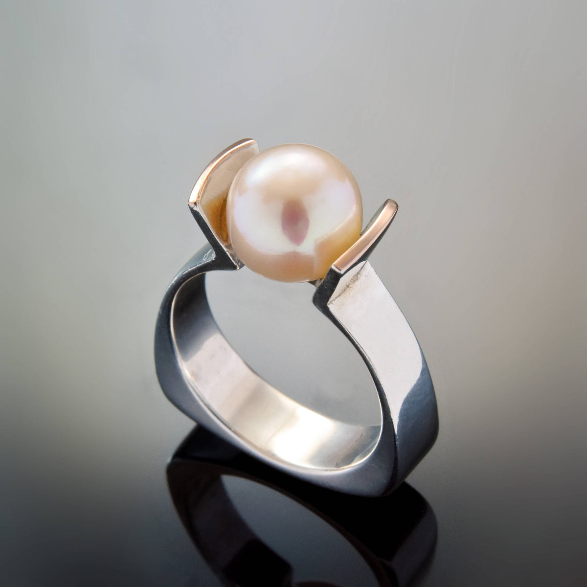 R1564B Art Deco Pearl ring