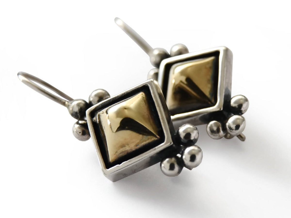 E0306 Small square two tone earrings