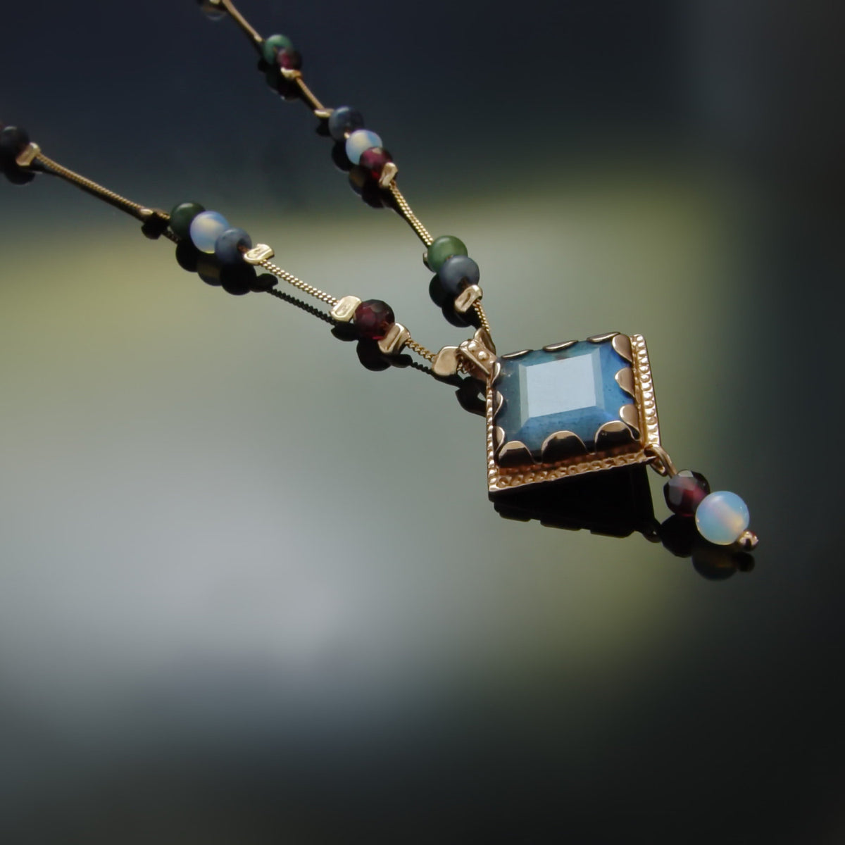 NG8833X Square Labradorite gold station necklace