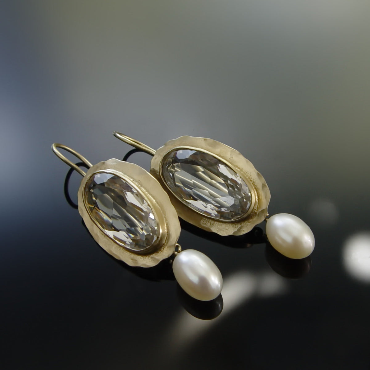 EG0789A Glamorous White Topaz gold earrings