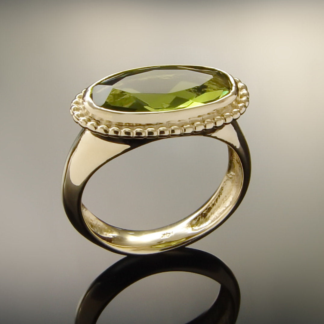 RG1796 Gold Chunky Ring with Oval Green Quartz