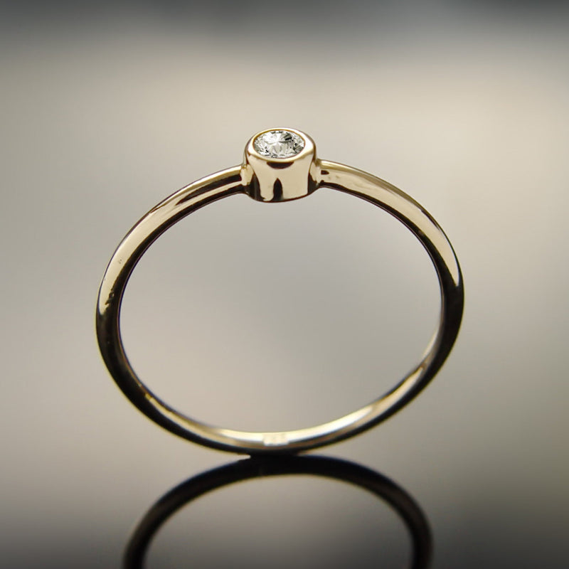 RG1802-1 Tiny gold diamond ring