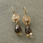 EG7769B-1 Spiral gold earrings with Smokey Quartz