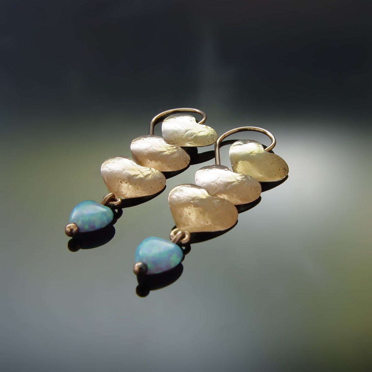 EG7862 Gold Long hearts chandelier earrings