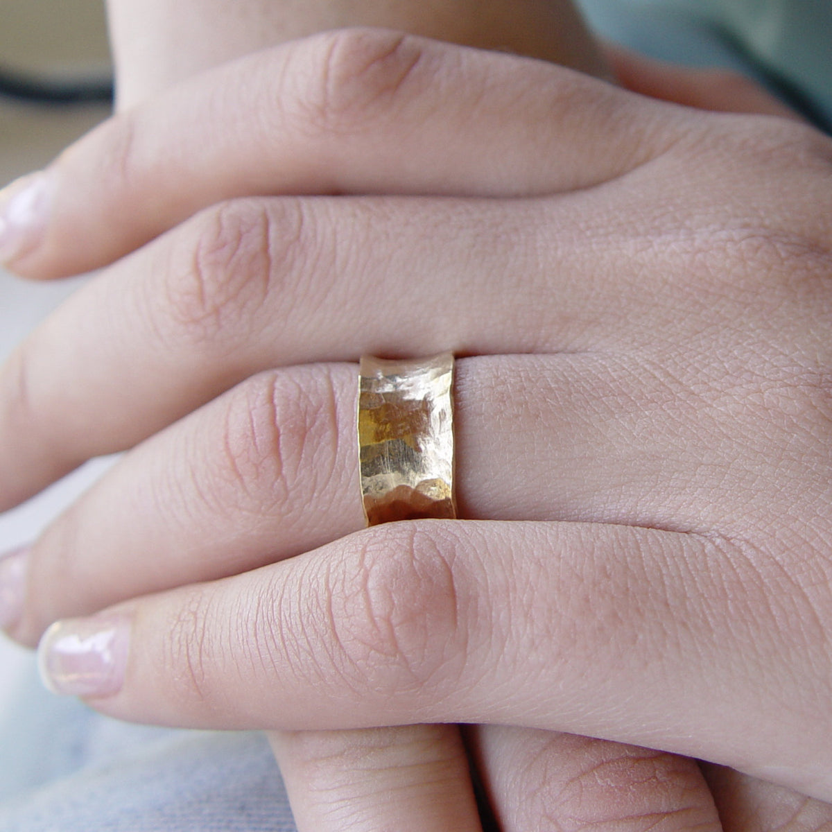 RG1019A Hammered Gold wedding band