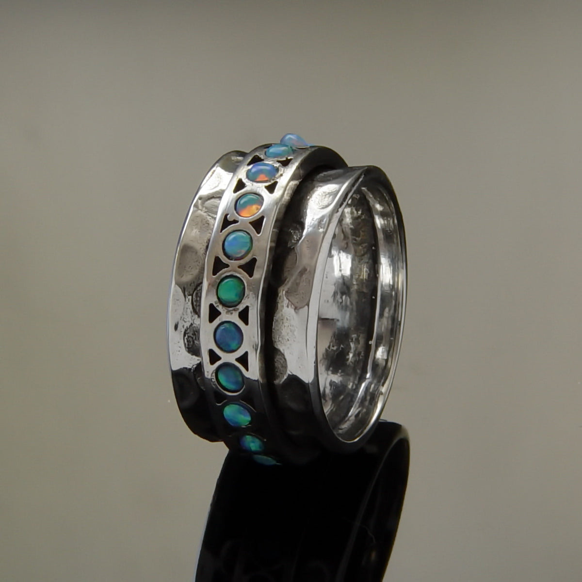 R1735B Hammered Silver and Opal Spinner Ring