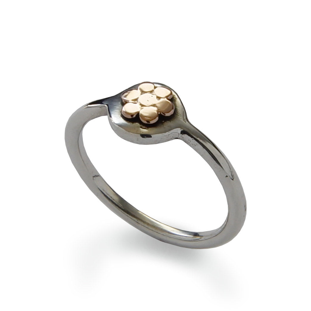 R1787A Dainty flower ring