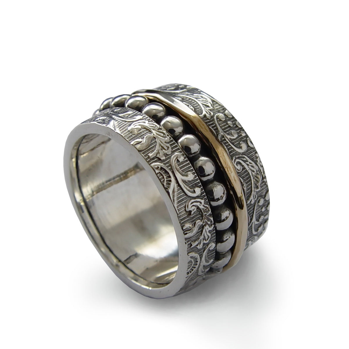 R1793C Rustic dotted spinners ring