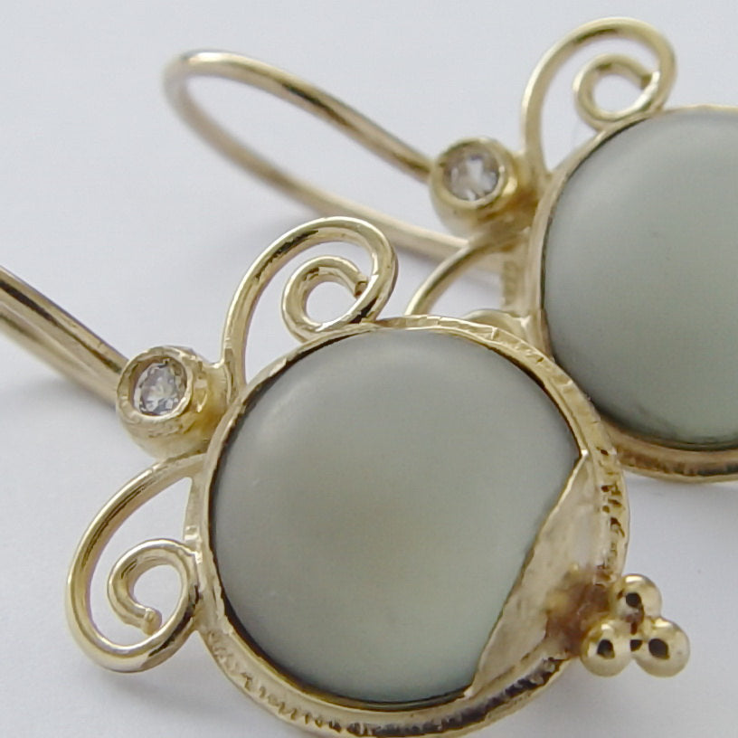 EG7807-3 Gold drop Earrings with Green Quarts