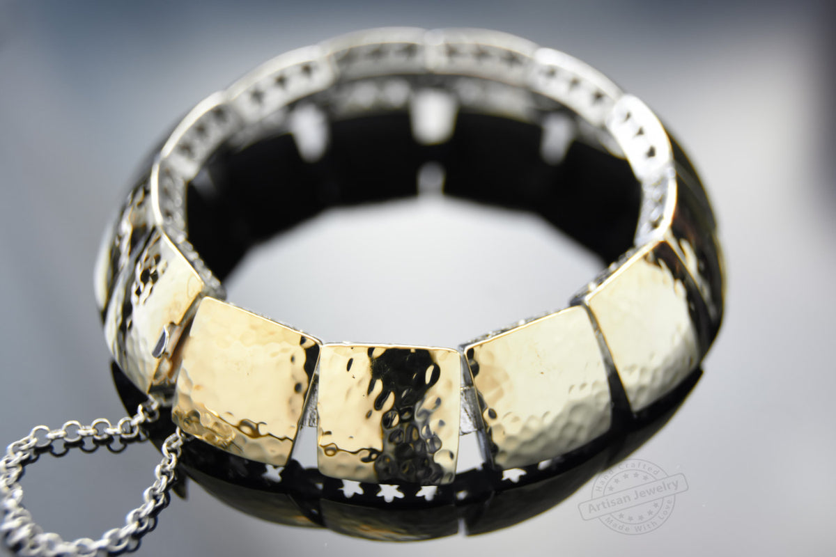 B0671 Wide Hammered Gold Link Bracelet