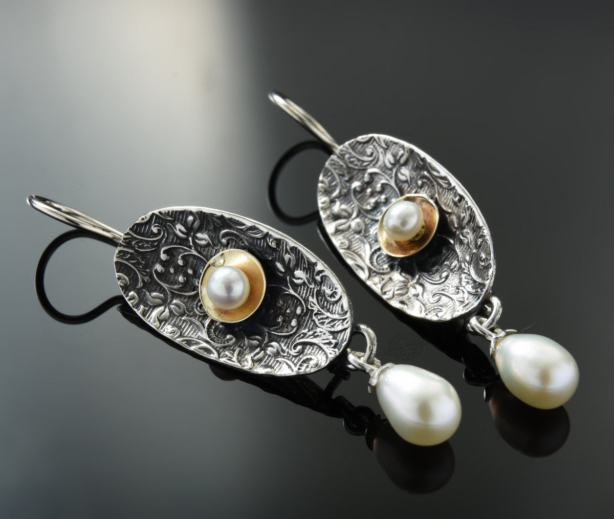 E2104G Floral oval silver earrings with pearl