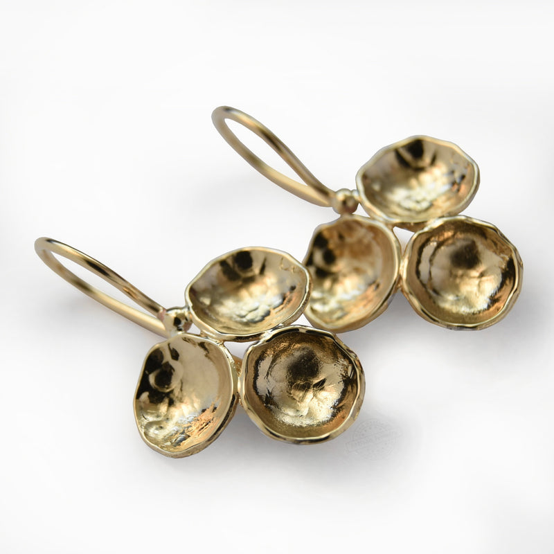 EG0389-1 Hammered Yellow gold dangle earrings