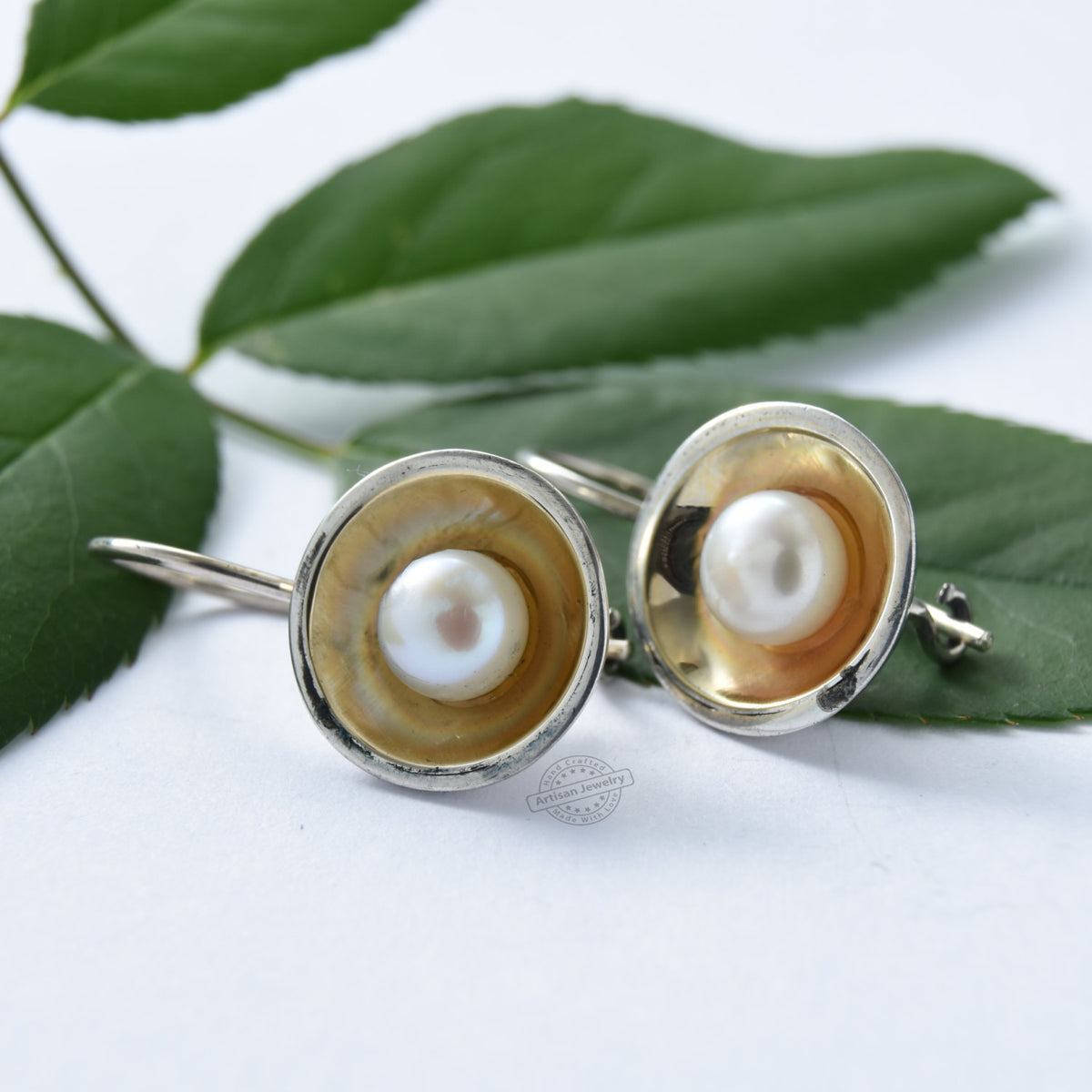 E2081G Two Tone Pearl Earrings