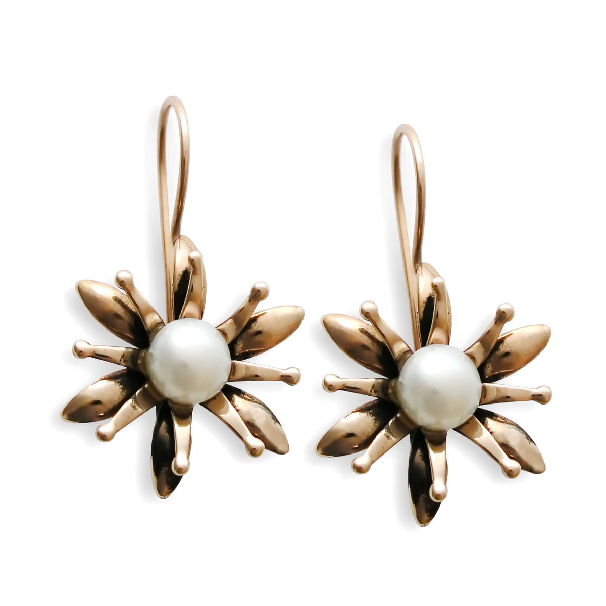 EG0798 Flower Gold and Pearls earrings