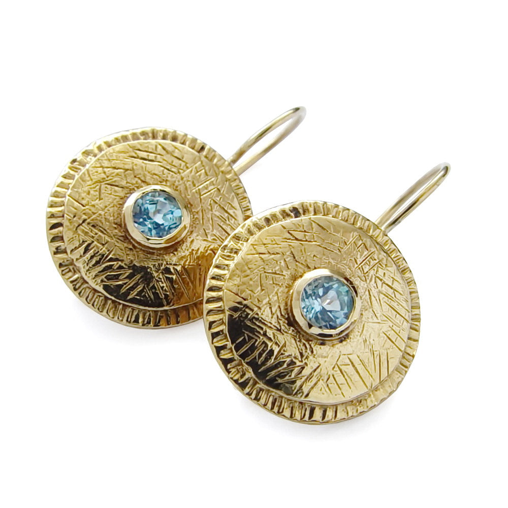 EG7821 Textured Gold round earrings with Ruby