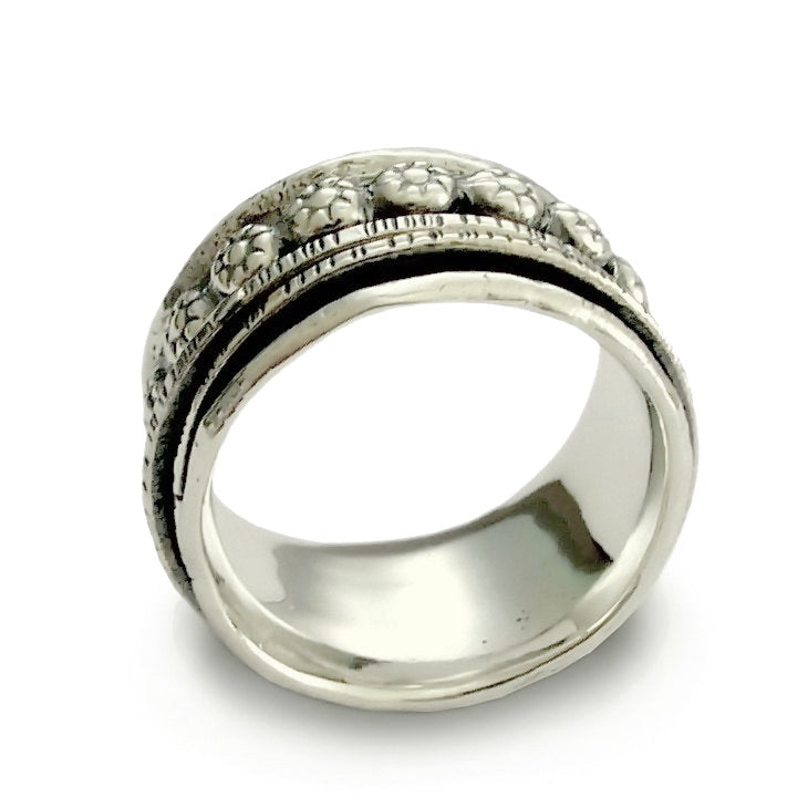 R1075K Rustic floral silver and gold spinner ring