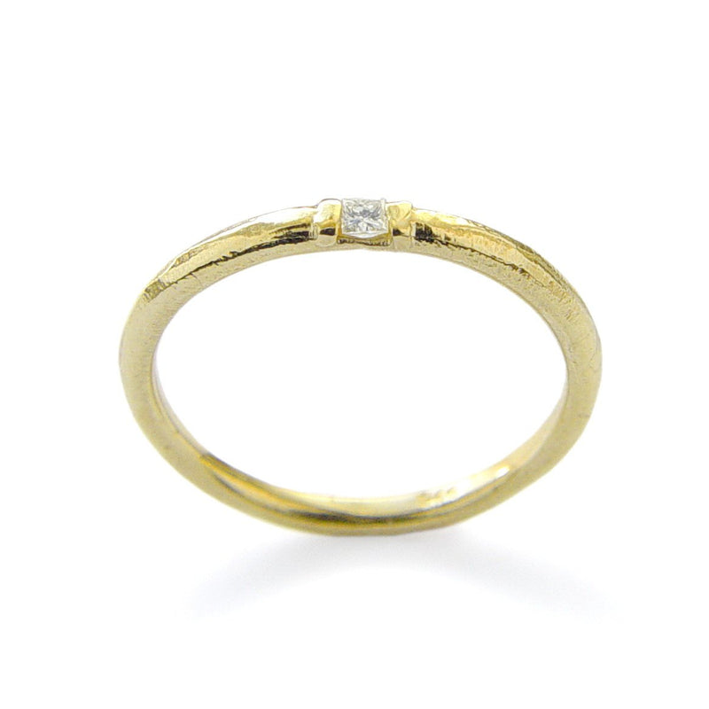 RG1809 Minimalist Diamond ring