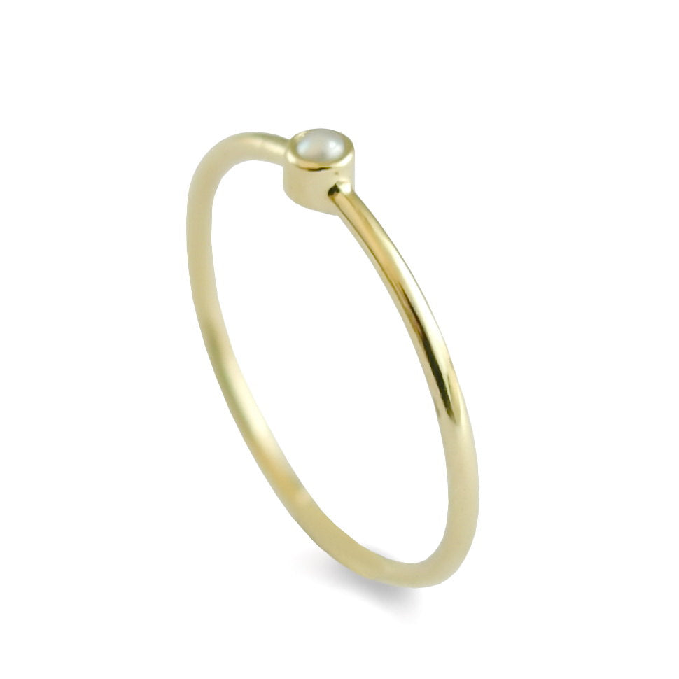 RG1808-3 tiny Pearl stacking ring