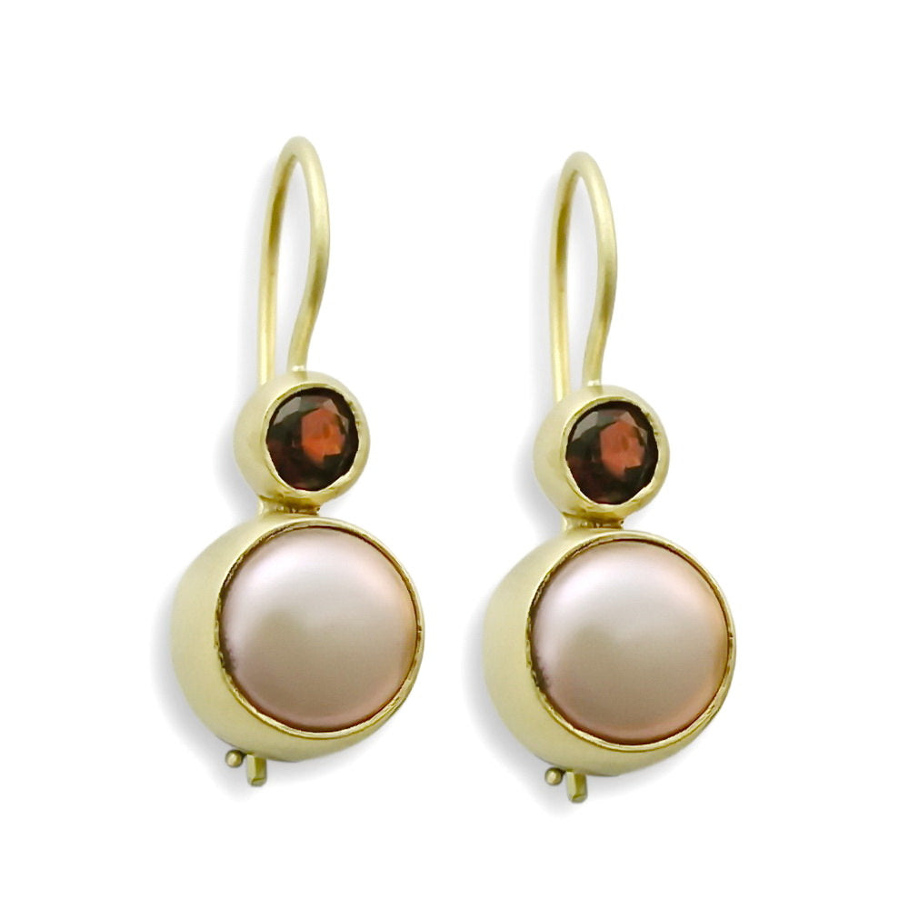 EG0759 Peach Pearl drop earrings